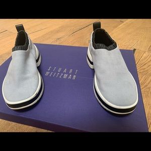 Stuart Weitzman grey suede shoes
